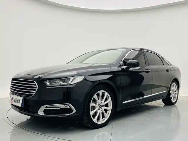 FORD TAURUS 2018