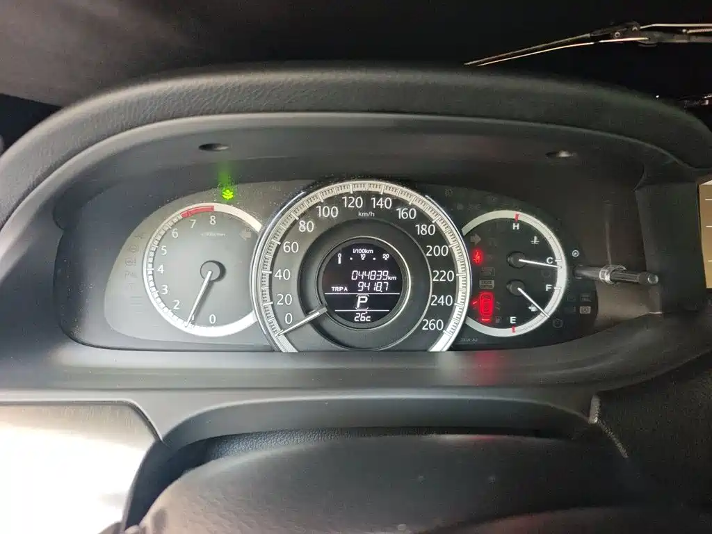 Honda Accord — миниатюра 12