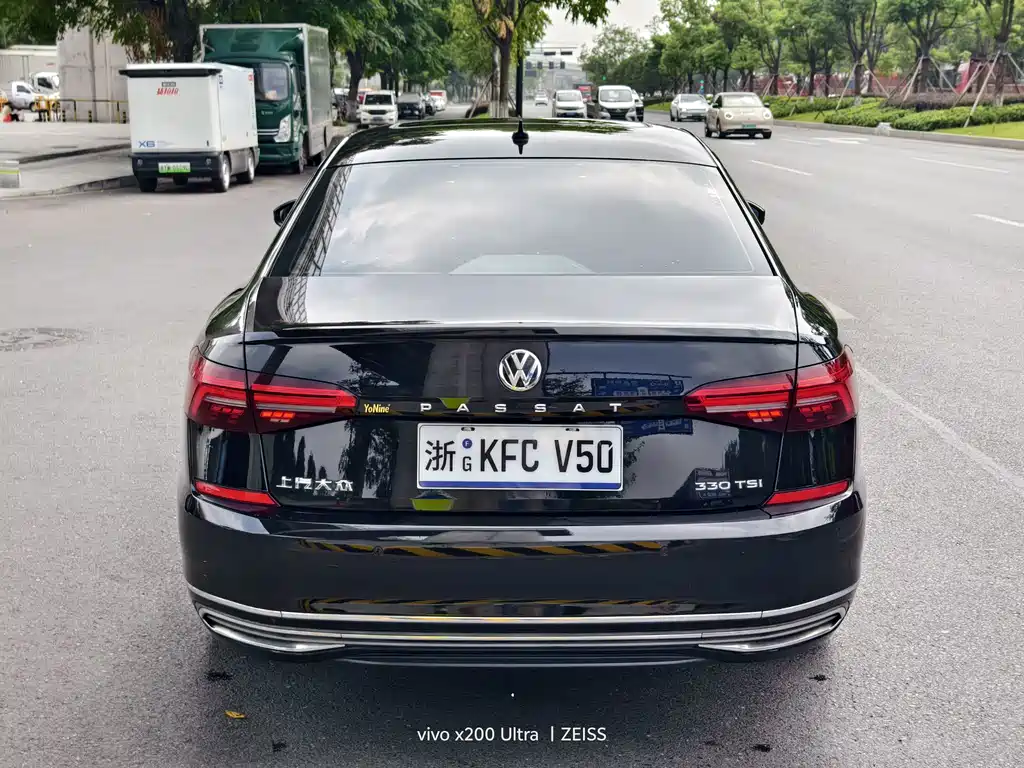 Volkswagen Passat — миниатюра 13