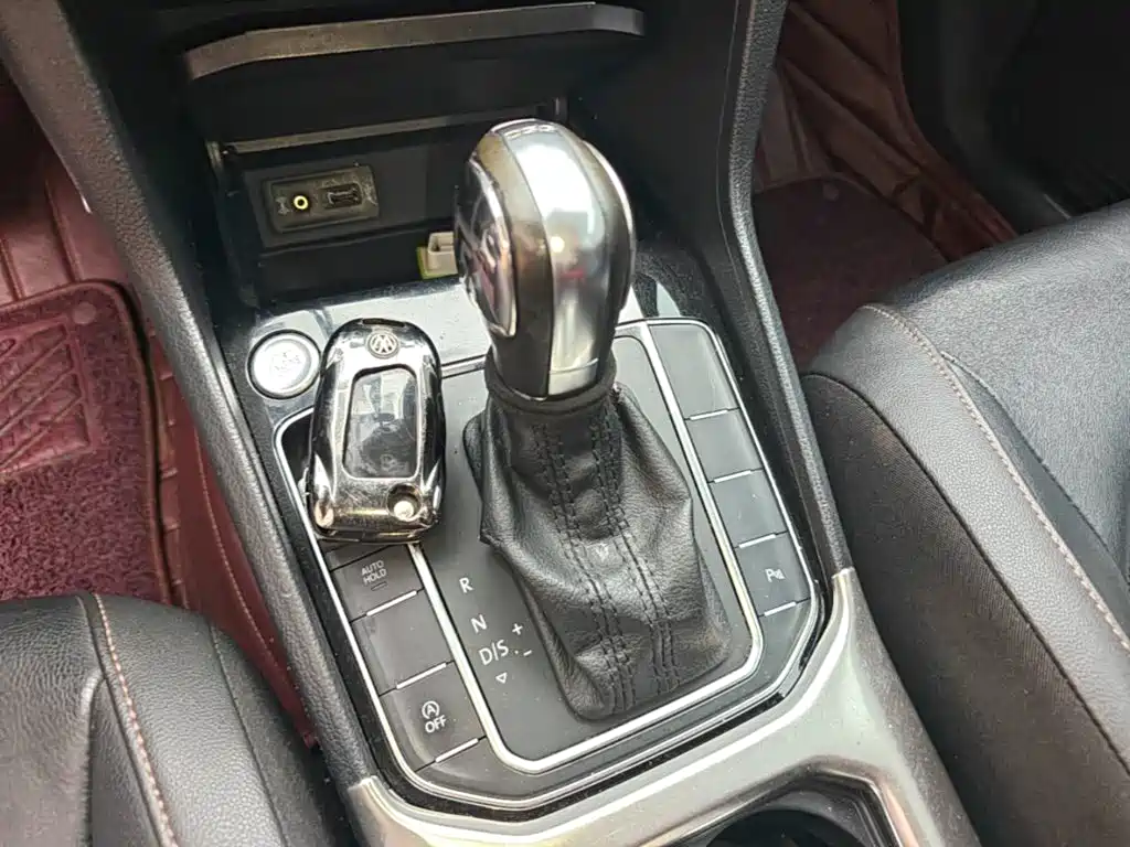 Volkswagen Golf Sportsvan — миниатюра 14