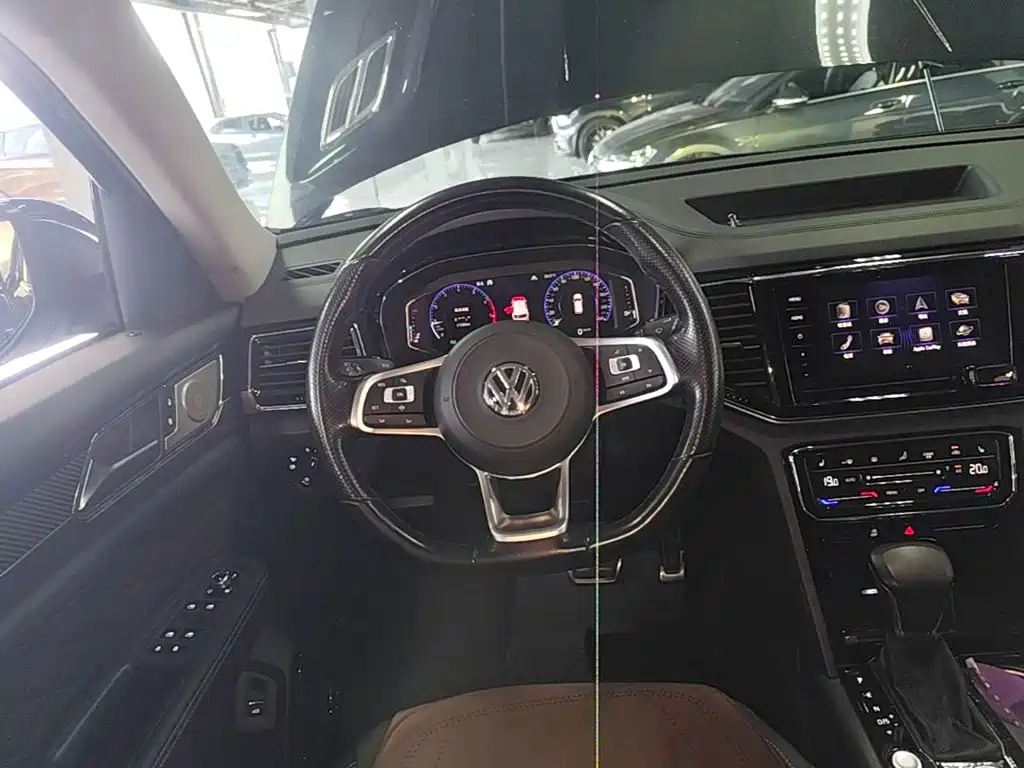 Volkswagen Teramont — миниатюра 6