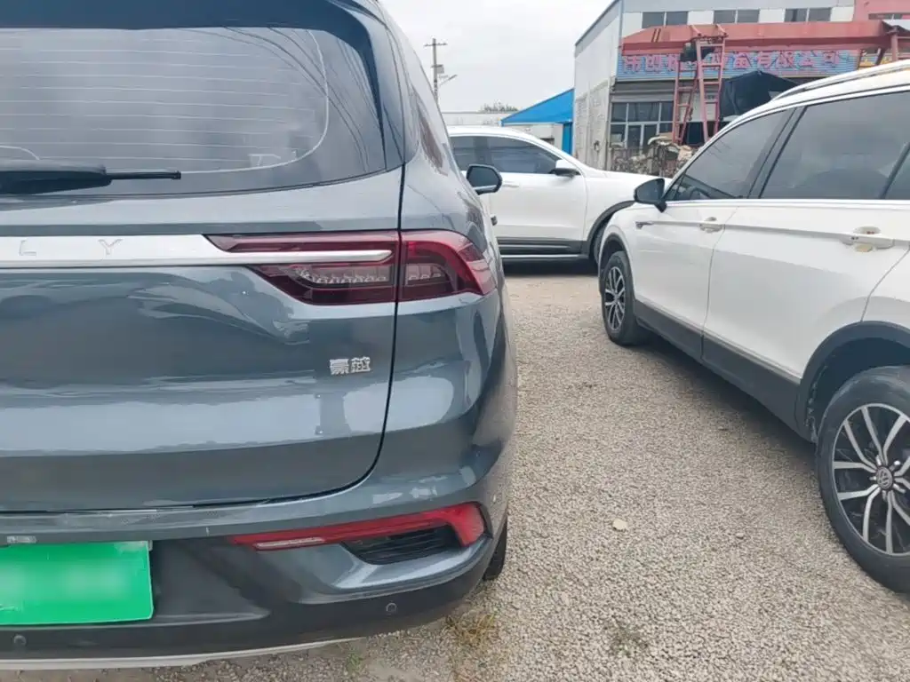 Geely Haoyue — миниатюра 8