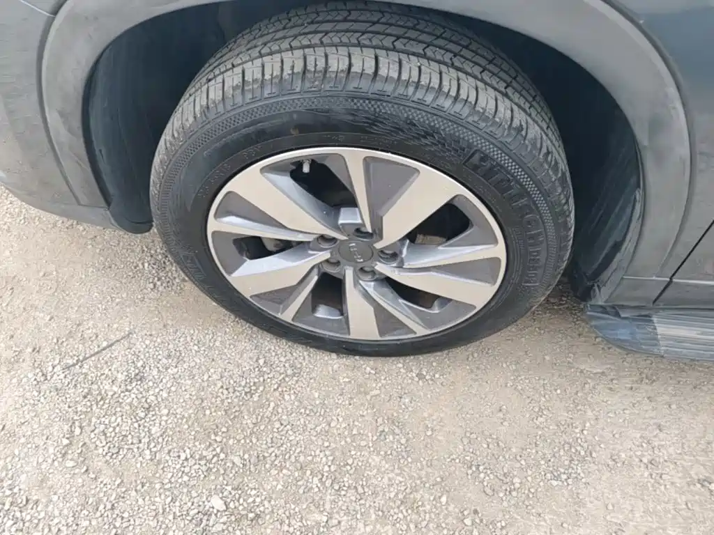 Geely Haoyue — миниатюра 23