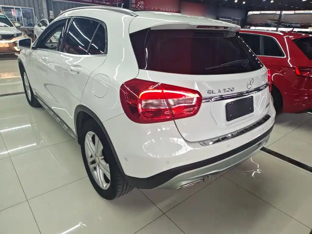 Mercedes-Benz GLA — миниатюра 5