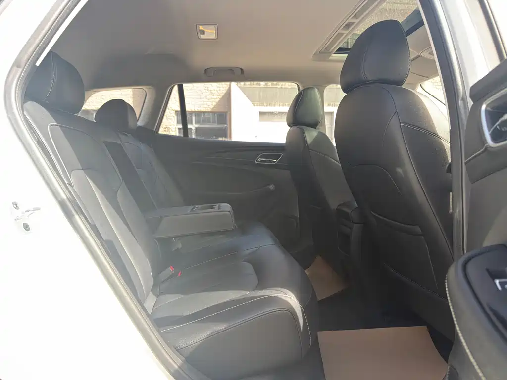 Roewe Ei5 — миниатюра 11