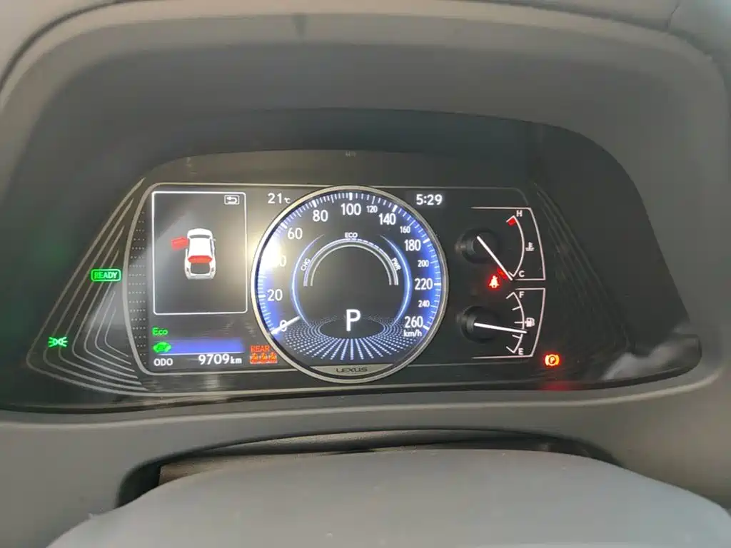 Lexus UX — миниатюра 12