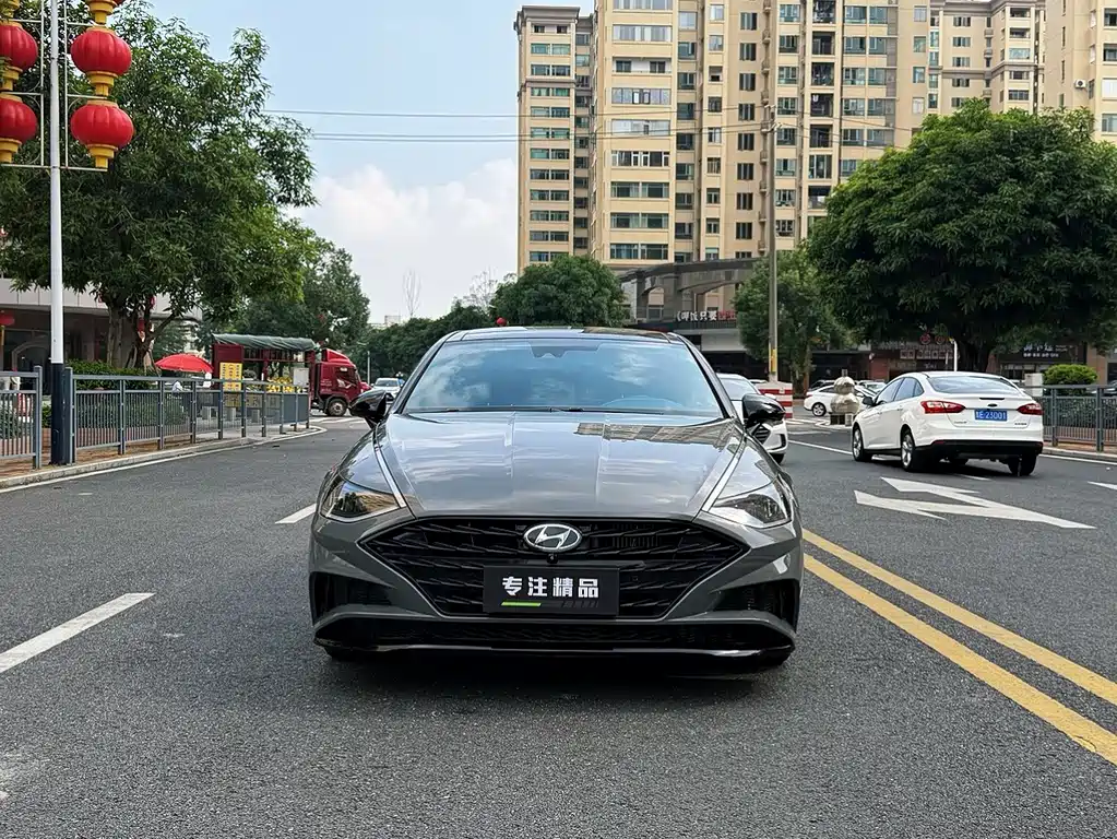 Hyundai Sonata — миниатюра 2