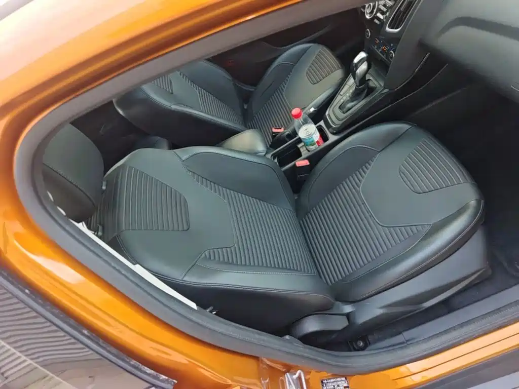 Ford Focus — миниатюра 25
