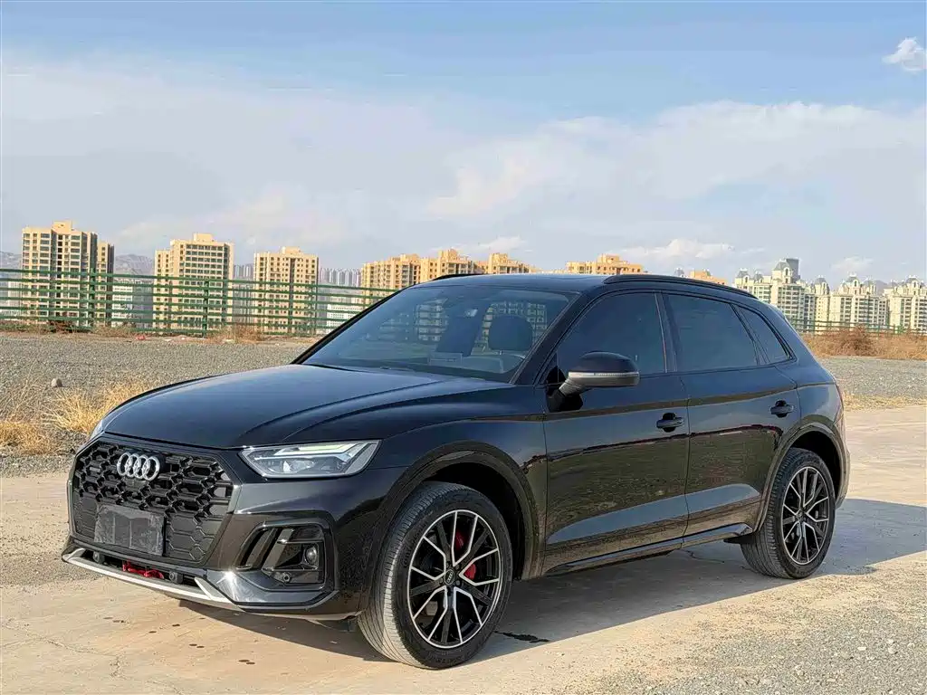 Купить Audi Q5L