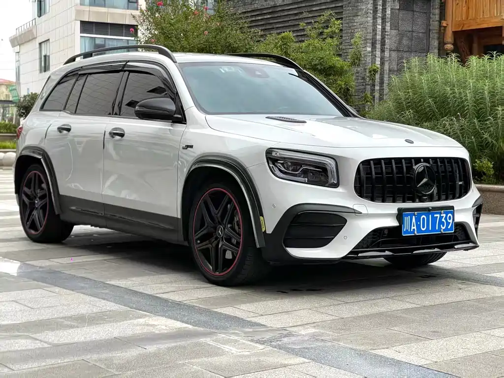 Mercedes-Benz GLB AMG — миниатюра 3