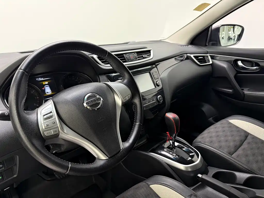 Nissan Qashqai — миниатюра 11