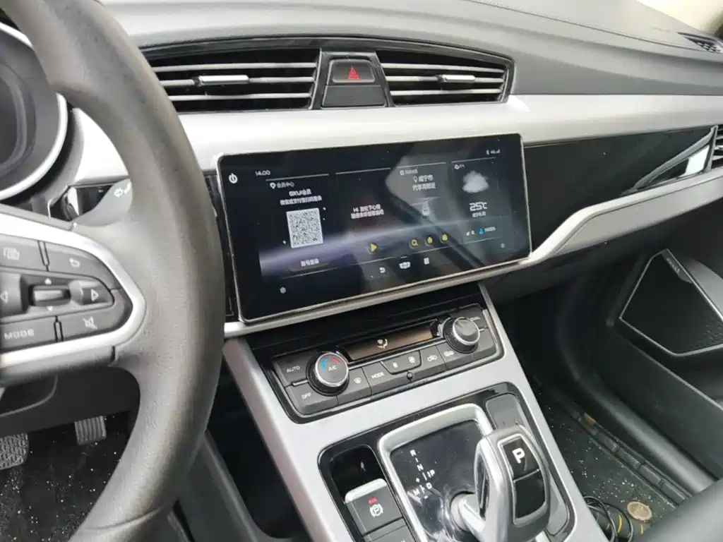 Geely Boyue — миниатюра 13