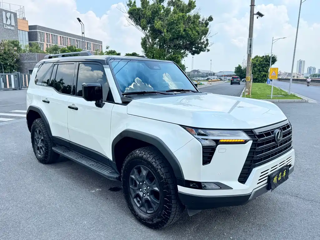 Lexus GX — миниатюра 7