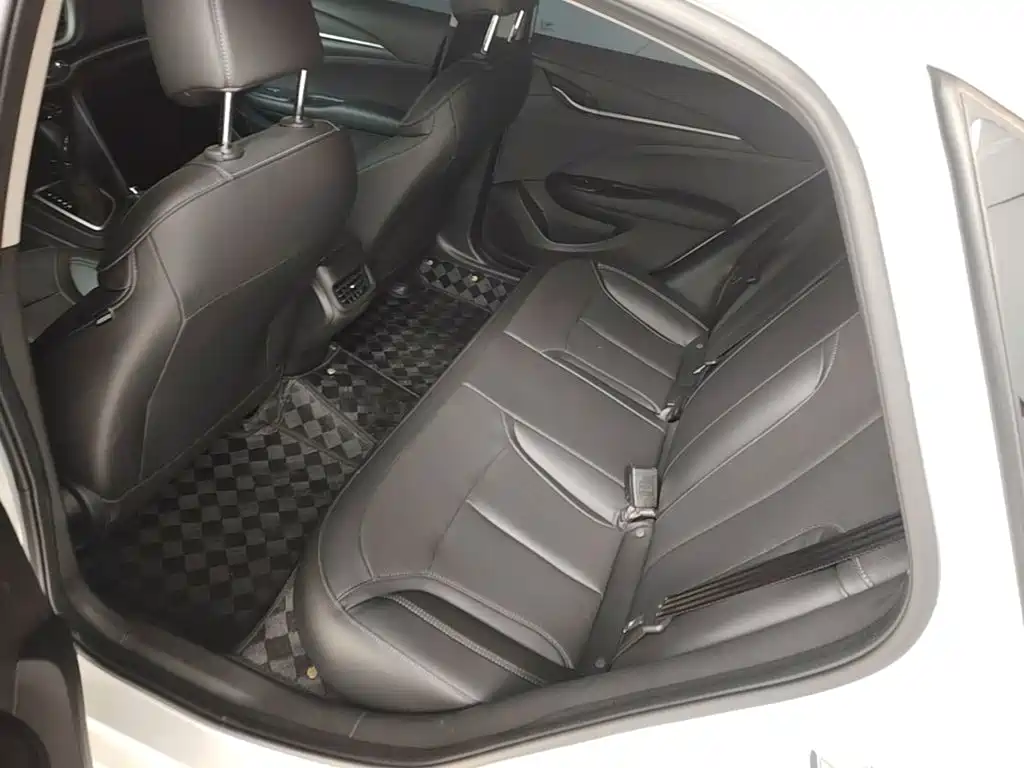 Buick Excelle — миниатюра 17