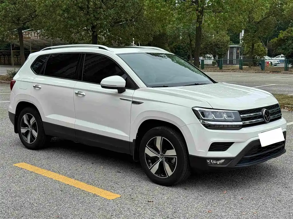Volkswagen Tharu — миниатюра 10