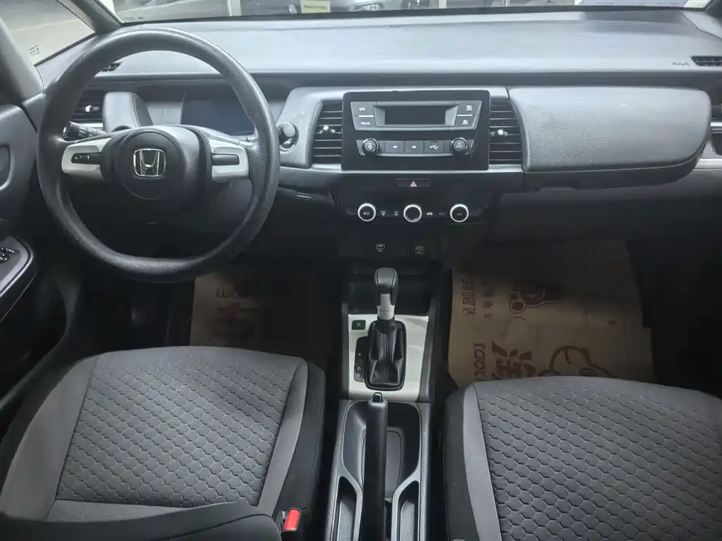 Honda Fit — миниатюра 6