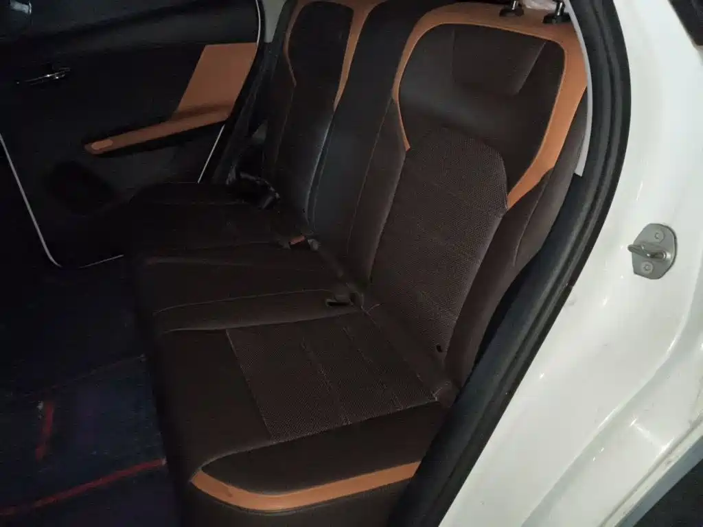 BYD e2 — миниатюра 18