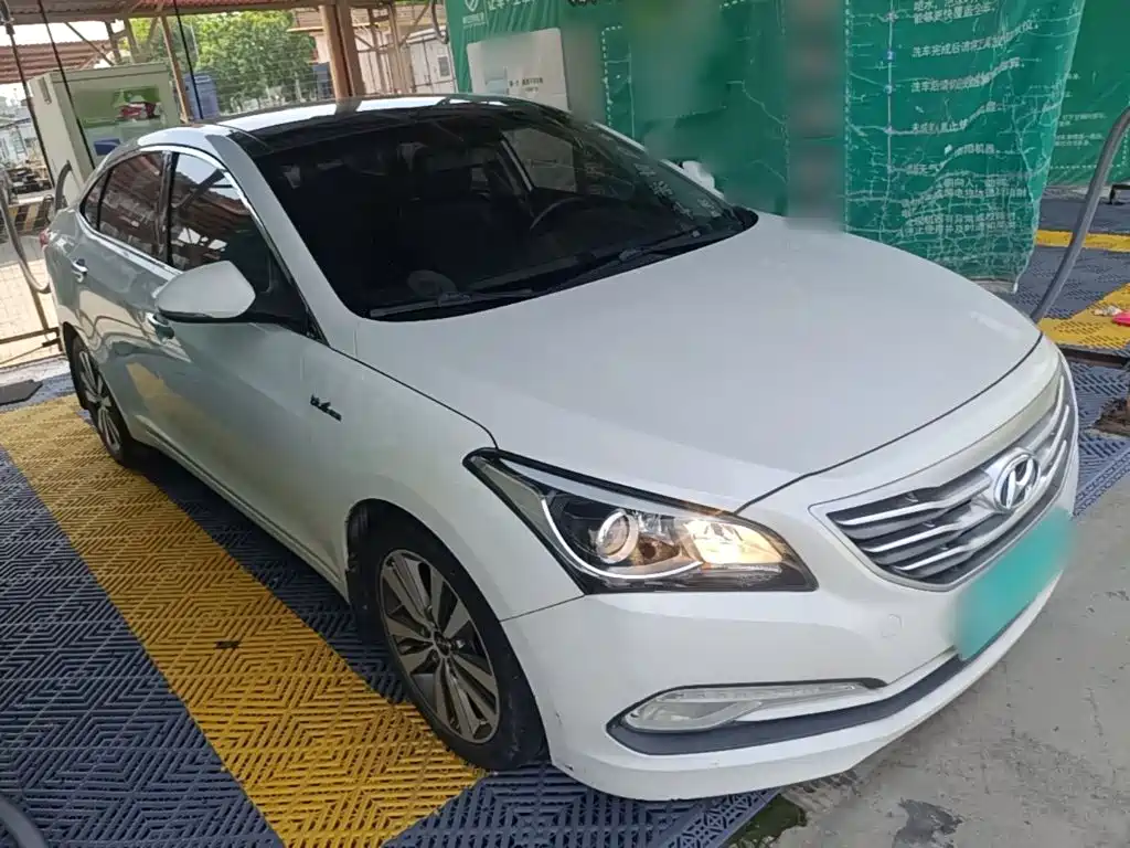 Hyundai Mistra — миниатюра 4