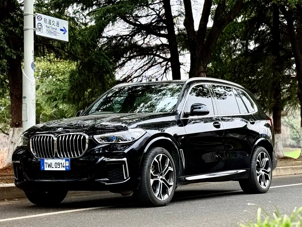 BMW X5 2023