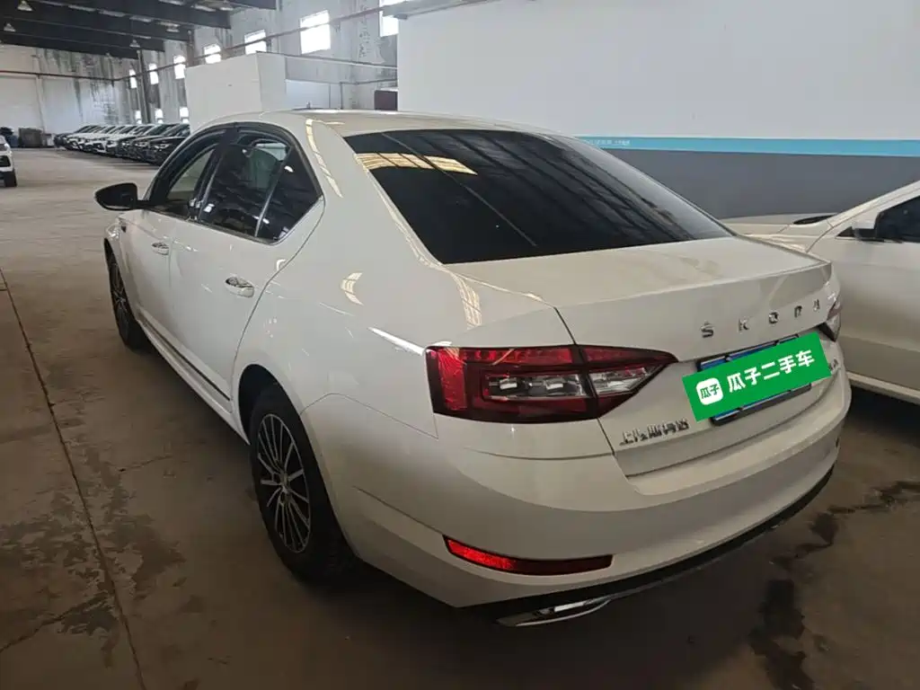 Skoda Octavia — миниатюра 5