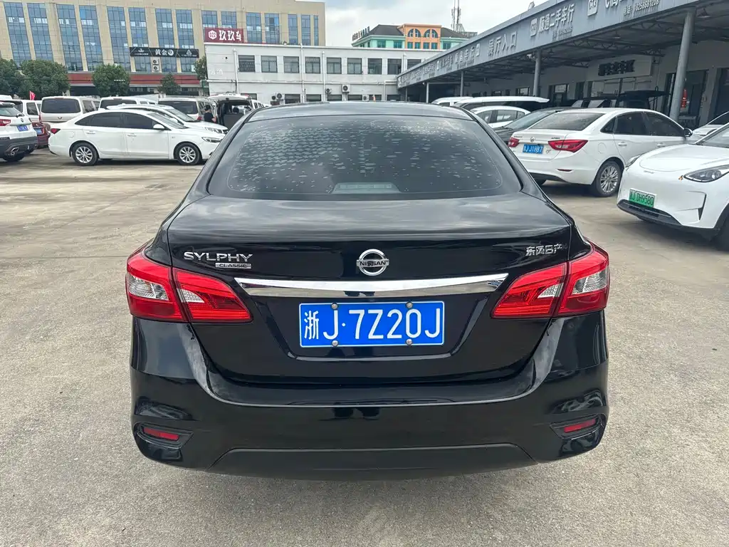 Nissan Sylphy — миниатюра 7