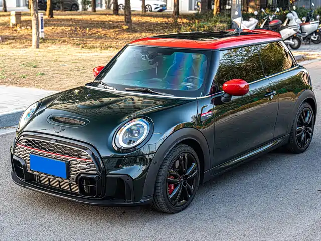 MINI JCW