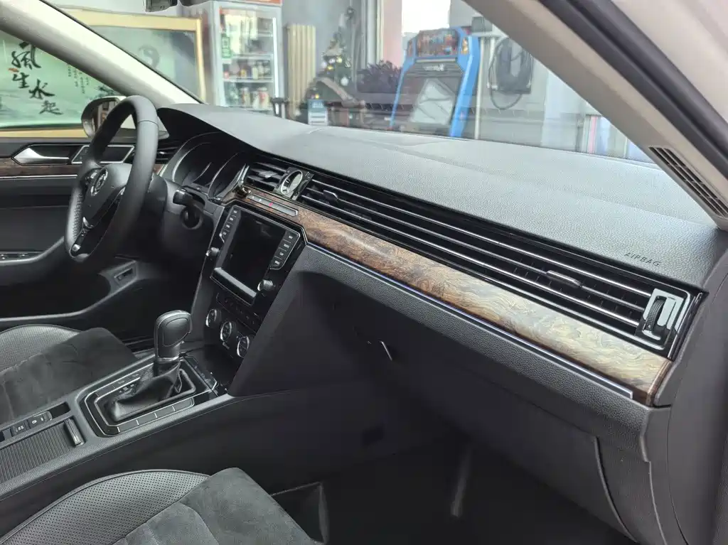 Volkswagen Magotan — миниатюра 11