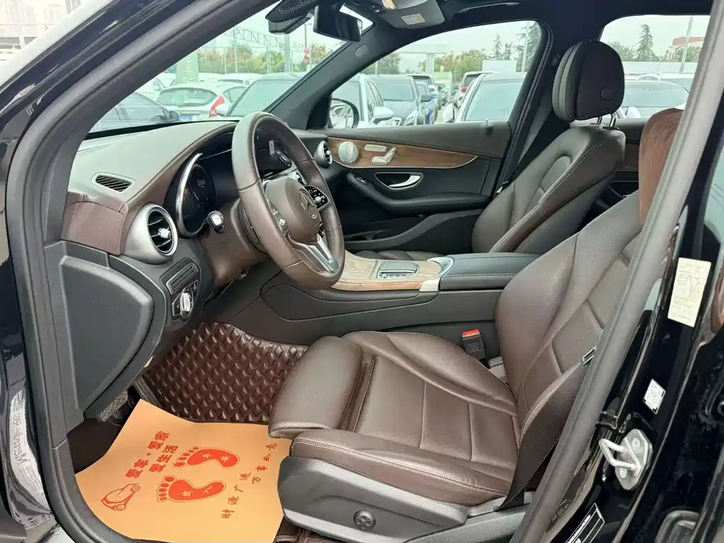 Mercedes-Benz GLC — миниатюра 4