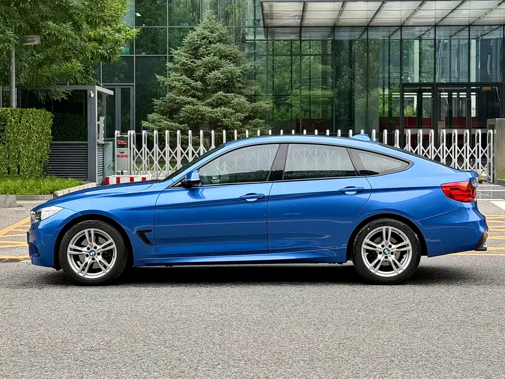 BMW 3 Series GT 3 GT 2014 328i xDrive