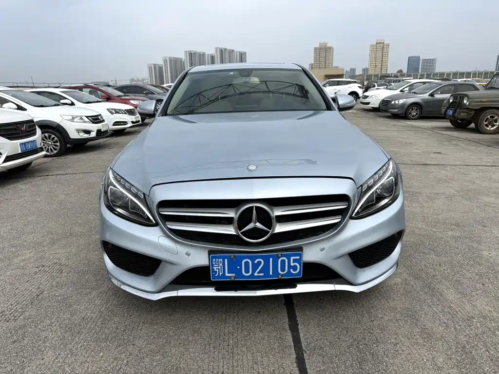 Mercedes-Benz C-Class — миниатюра 2