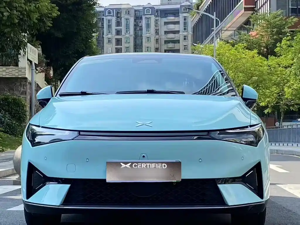 XPeng P5 — миниатюра 24