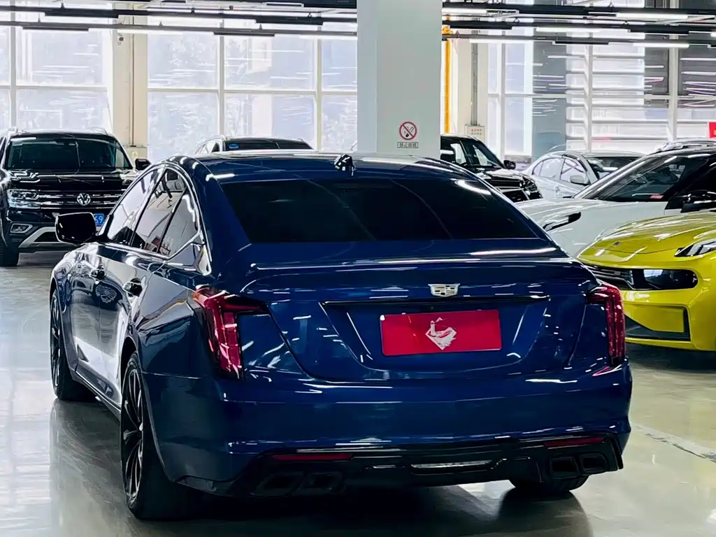 Cadillac CT5 — миниатюра 7