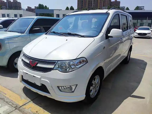 WULING AUTOMOBILE WULING HONGGUANG 2017