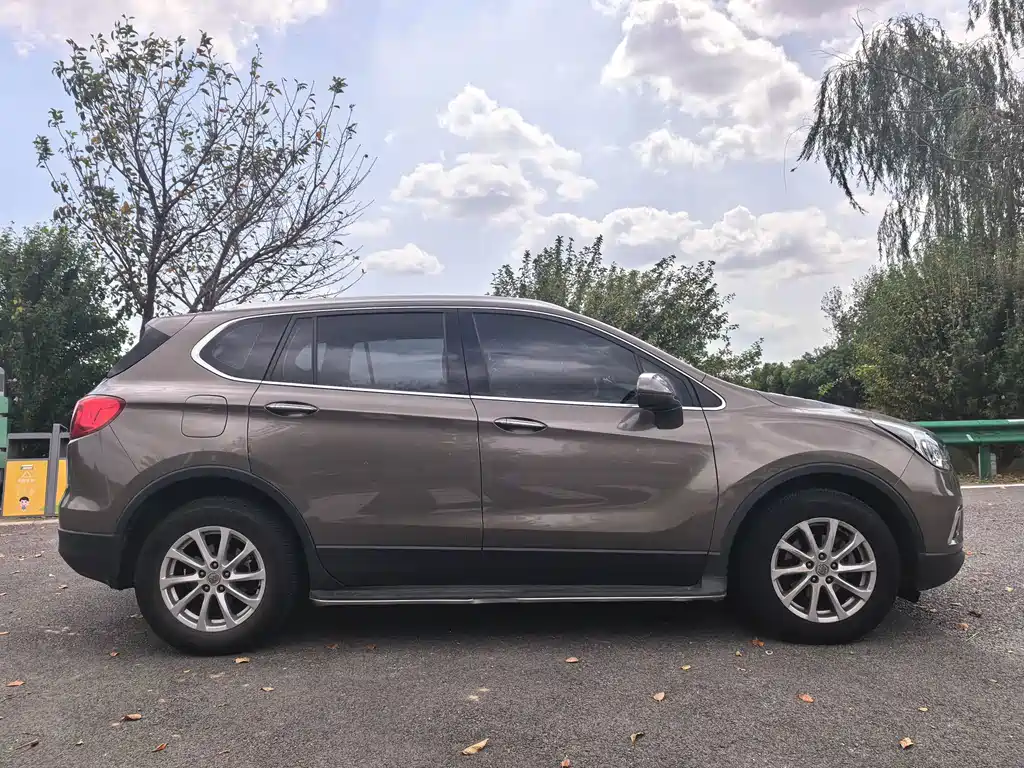 Buick Envision Plus — миниатюра 4