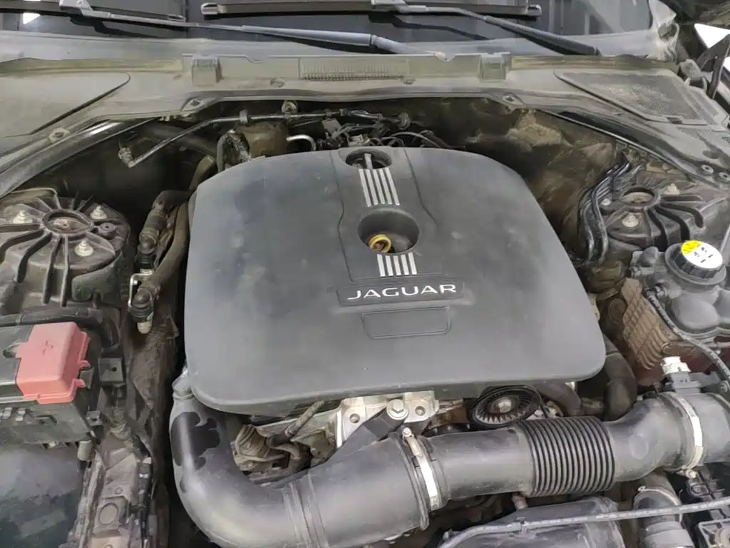 Jaguar XFL — миниатюра 20
