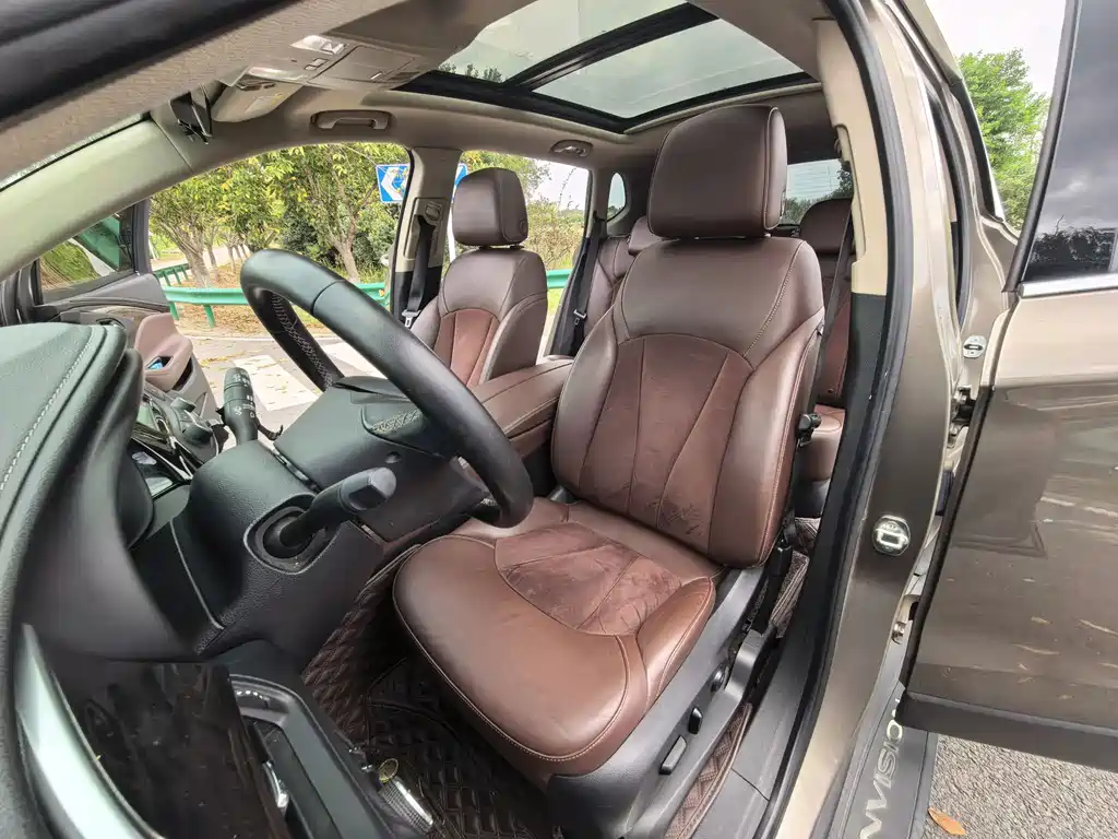 Buick Envision Plus — миниатюра 11