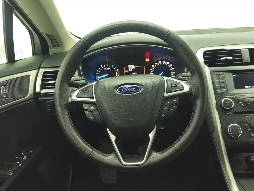 Ford Mondeo — миниатюра 11