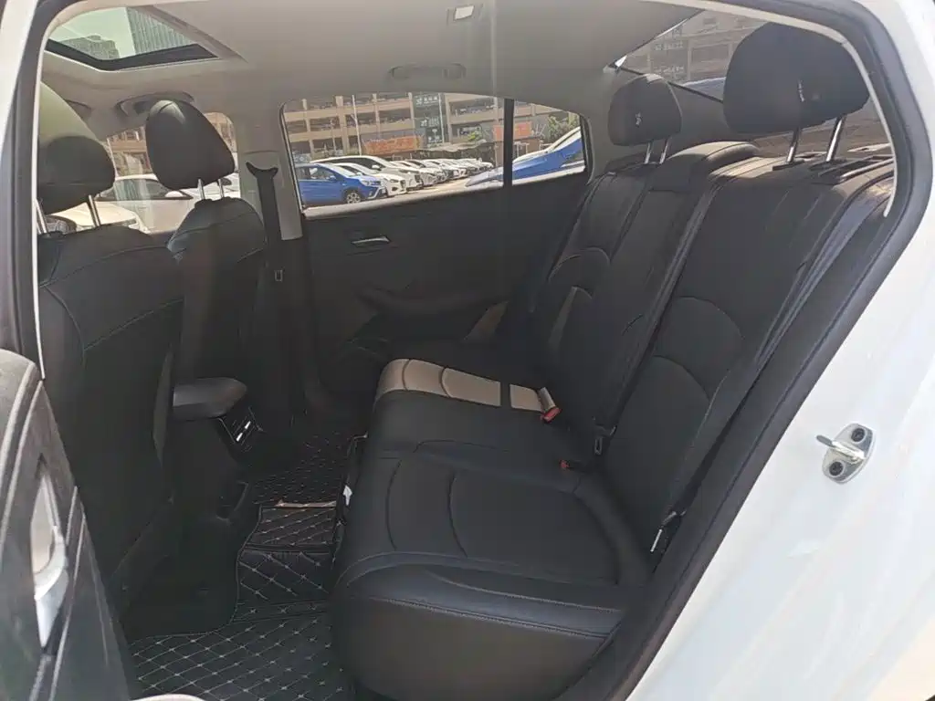 Roewe i5 — миниатюра 17