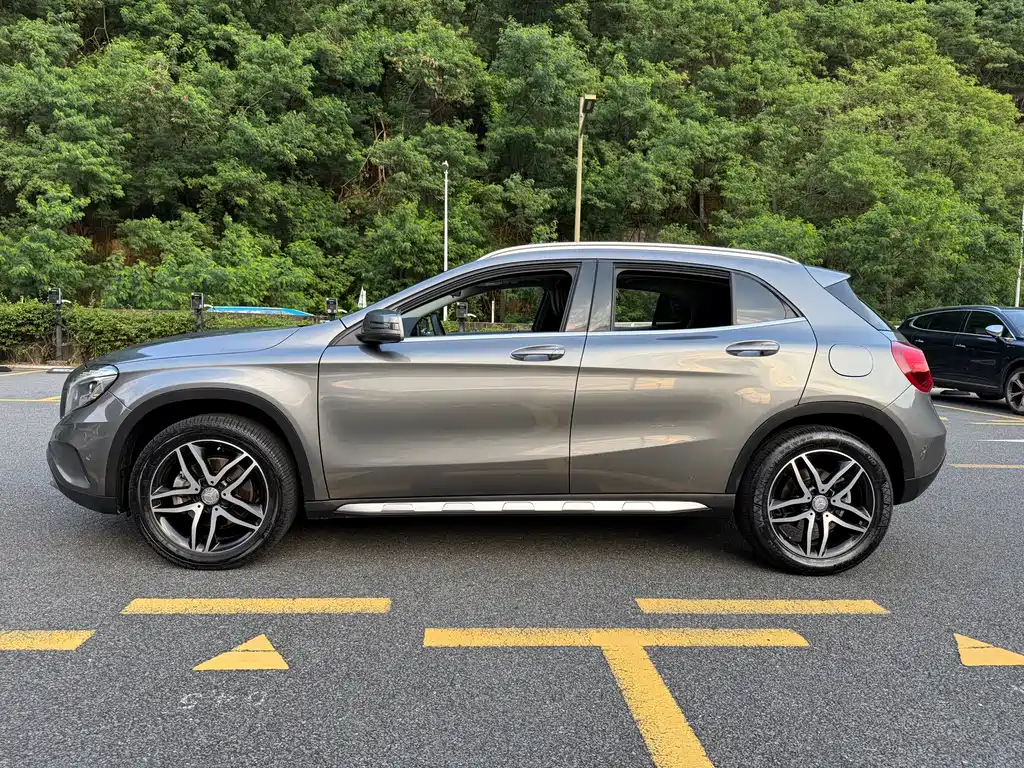 Mercedes-Benz GLA — миниатюра 4