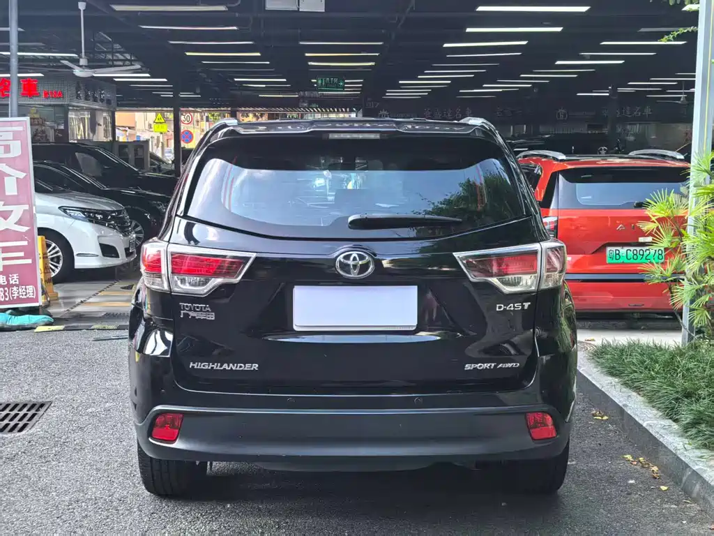 Toyota Highlander — миниатюра 17