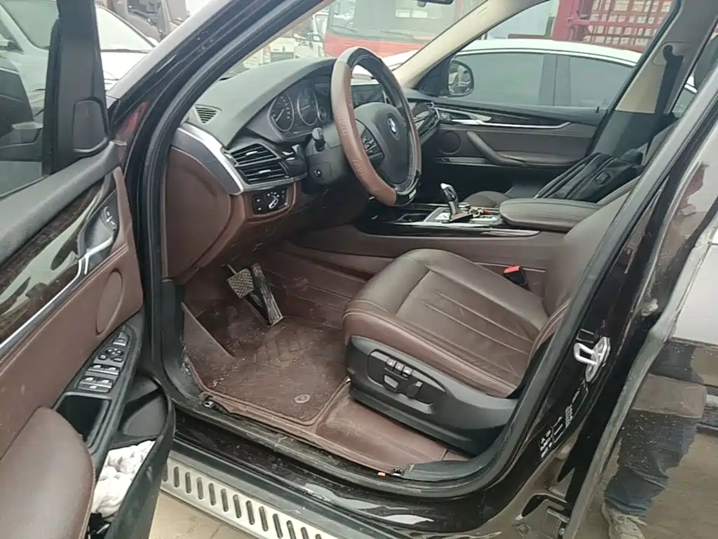 BMW X5 (Import) — миниатюра 15