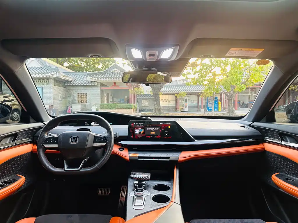 Changan UNI-V — миниатюра 6
