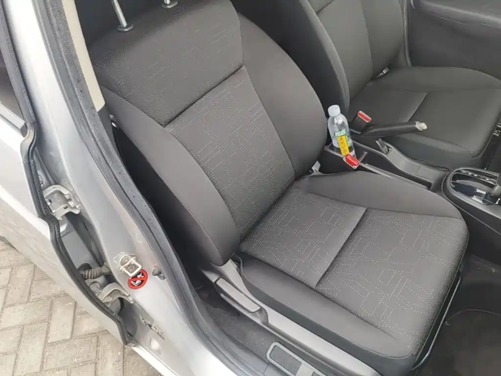 Honda Fit — миниатюра 25