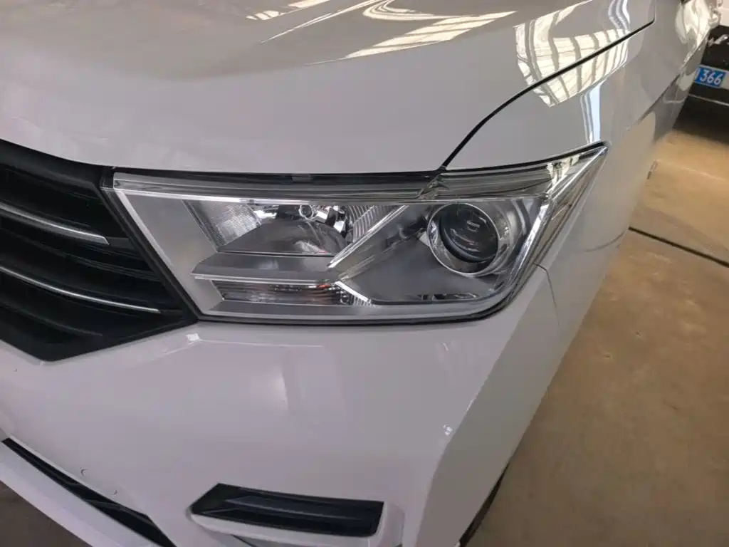 Wuling Hongguang — миниатюра 24