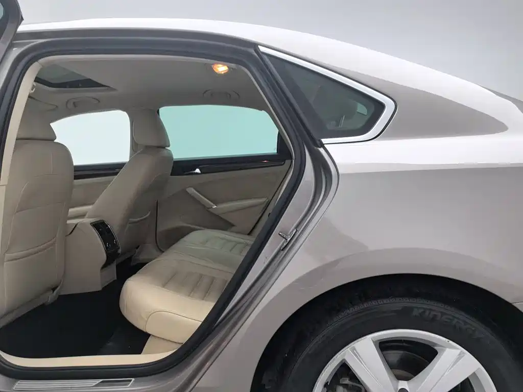 Volkswagen Passat — миниатюра 15