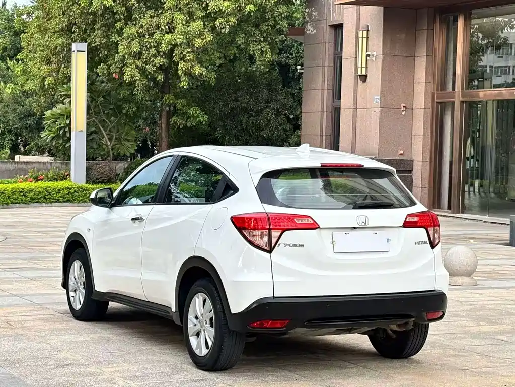Honda Vezel — миниатюра 7