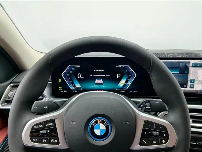 BMW i3 — миниатюра 13