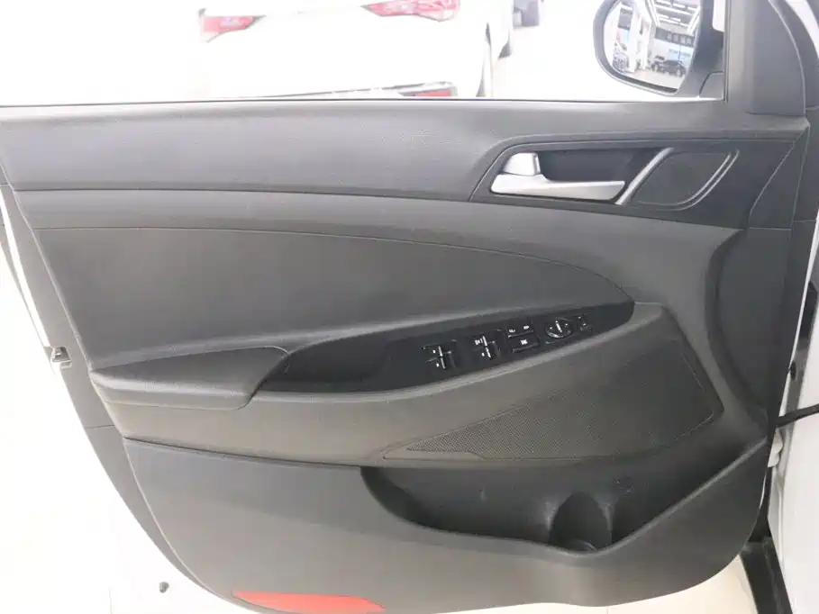 Hyundai Tucson — миниатюра 11