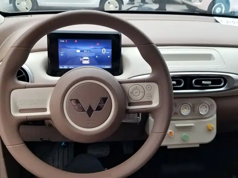 Wuling MINIEV — миниатюра 10