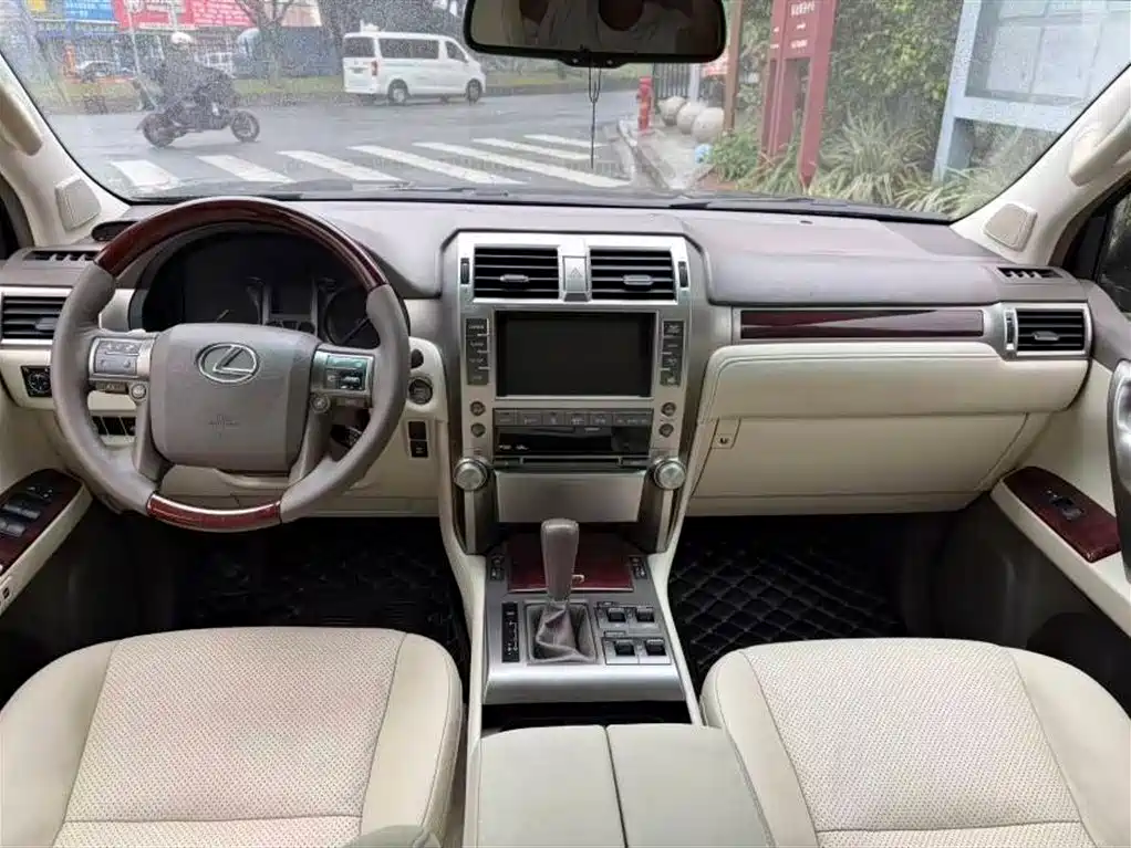 Lexus GX 2010 460